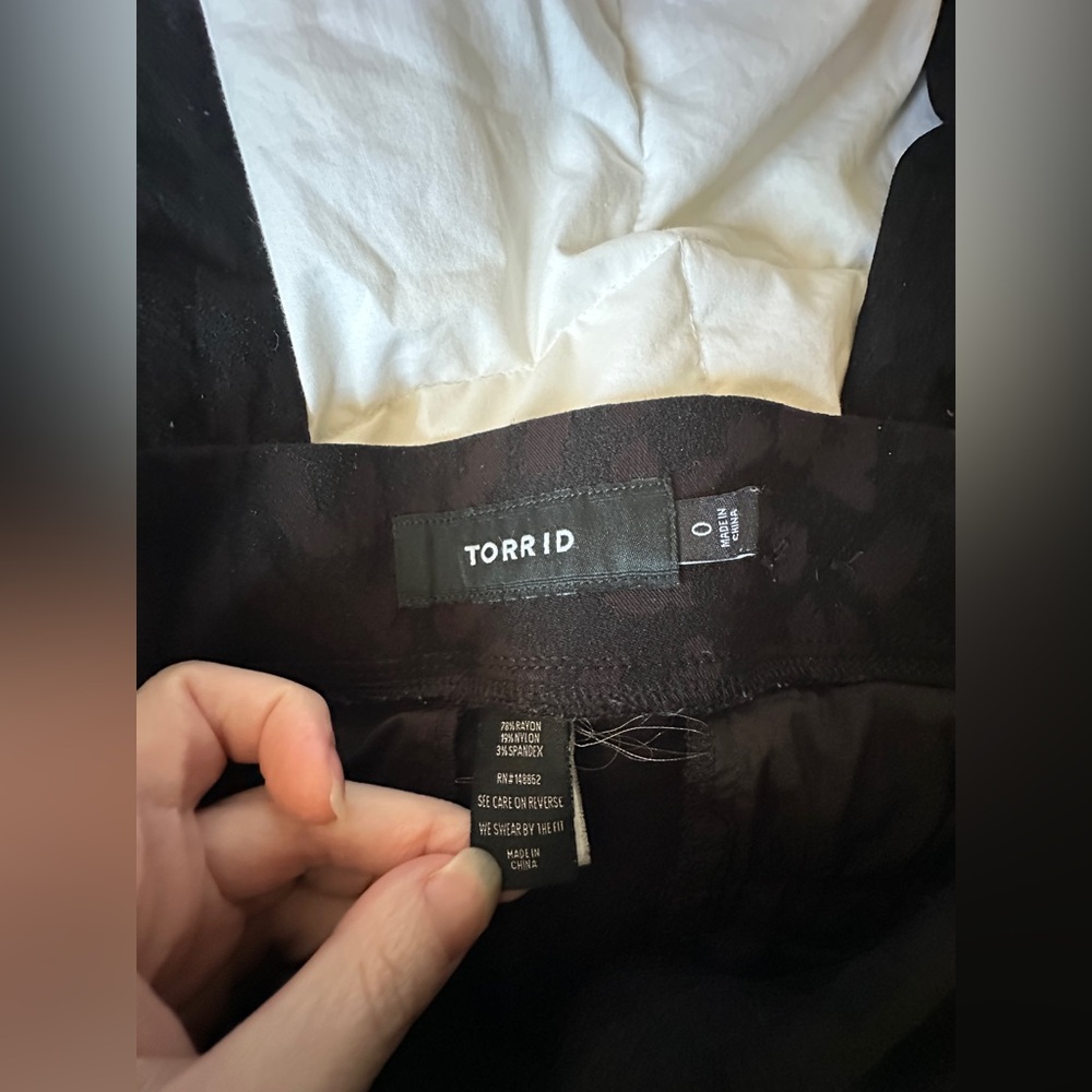Torrid Studio Slim Fix Ponte Pull On Pixie Pants … - image 6